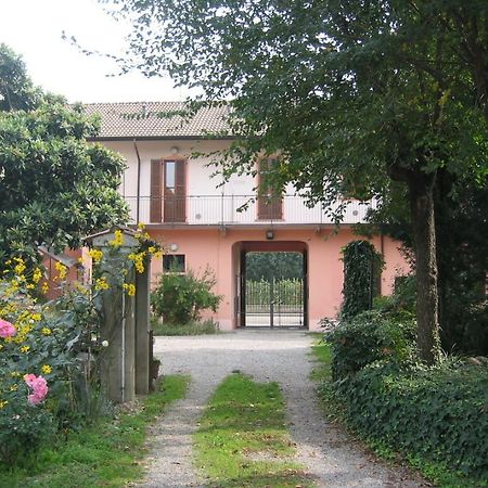 Le Petit Fleur Hotel Bareggio Buitenkant foto