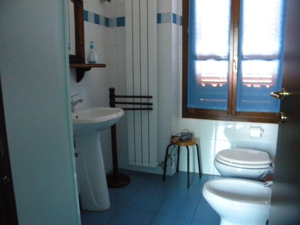 Le Petit Fleur Hotel Bareggio Kamer foto
